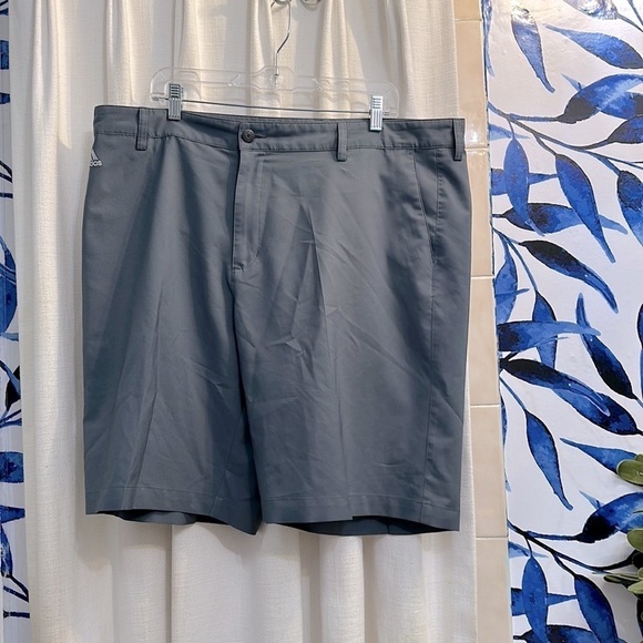 Men’s Gray Adidas Climalite 3 Stripe 100% Polyester Golf Shorts Size 40 - Picture 1 of 8